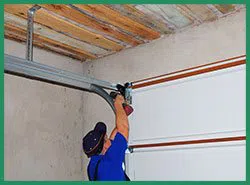 Quality Garage Door Service Houston, TX 713-401-1934 - sprin-sid-gr-22m